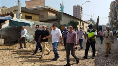 لإعادة الوجه الجمالي.. محافظ الشرقية يتابع أعمال الرصف والتطوير بشوارع بلبيس