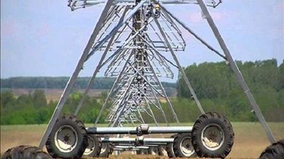 غانم: إنشاء 1000 جهاز ري محوري بمشروع سكر غرب المنيا