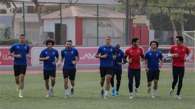 مران قوى للاعبي الأهلي الغائبين عن مواجهة كانو سبورت