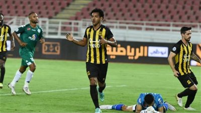 شوط مثير.. الرجاء يتقدم على الاتحاد بثلاثة أهداف في نهائي البطولة العربية