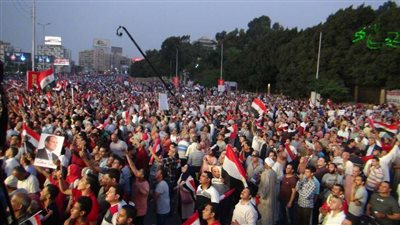 الألعاب النارية تزين احتفالات دعم الرئيس السيسي بـ