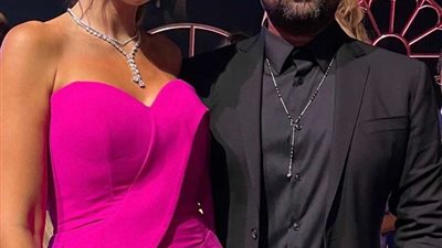 درة تخطف الأنظار بإطلالة أنيقة في أحدث ظهور لها