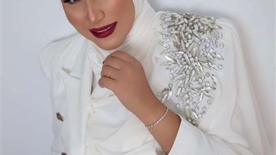 نداء شرارة تجري بروفات استعداد لحفل محكى القلعة