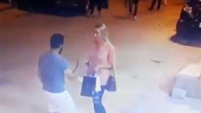 شاب كويتي يحرش بممرضه .. وعند القبض عليه كانت المفاجأة !؟