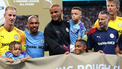 قبل موقعة أرسنال.. السيتي يعلن وضع تمثالي كومباني وسيلفا خارج ملعب الاتحاد