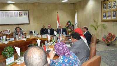 مجلس جامعة أسيوط يوافق على تعيين 20 أستاذ مساعد بعدد من الكليات