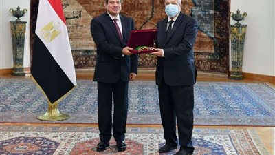 الرئيس السيسي يشهد أداء حلف اليمين للمستشار عزت أبوزيد رئيسًا للنيابة الإدارية