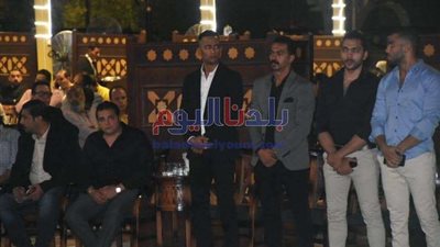 بالصور.. بدء عزاء حماة محمد رمضان وسط غياب النجوم