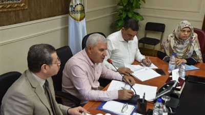 محافظ مطروح: نحرص على تنفيذ القانون لتقديم الخدمات للمواطنين