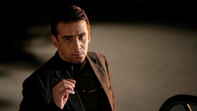 كريم عبد العزيز يُنهى تصوير الأسبوع الأول من 