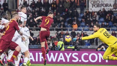 روما يفوز على ليتشي بصعوبة في الدوري الإيطالي