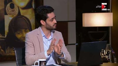 شاهد.. صحفى يكشف خطة الإخوان للحسابات المزيفة وصناعة الهاشتاجات