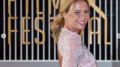 رشا شيحة تشعل 