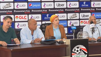 بالصور.. إجراء قرعة دوري الكرة النسائية لأندية القسم الأول