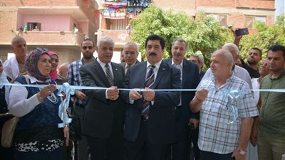 محافظ القليوبية يفتتح مدارس ومشروعات خدمية في الخانكة