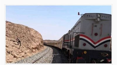 سائق حفار  يدهس سيدة وابنتها بالجيزة