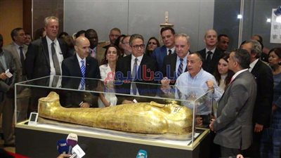 بالصور.. المتحف المصري يستقبل التابوت الذهبي للكاهن 
