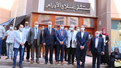 بأحدث أجهزة العناية.. رئيس جامعة المنوفية يفتتح غرفة عناية مركزة بمستشفى الأورام