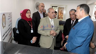 محافظ بني سويف يفتتح 3 مراكز خدمة مواطنين لتقديم الخدمات التموينية