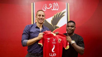 شاهد.. ميكيسوني يوجه رسالة لجماهير الأهلي بعد انضمامه للفريق