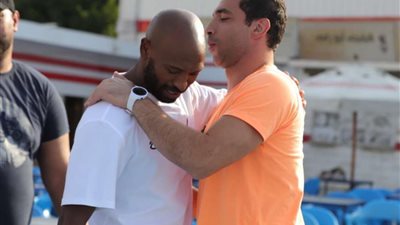 صور.. أحمد الأحمر يهنيء شيكابالا بالتتويج بلقب الدوري