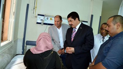 بعد رفع كفاءتها بتكلفة 65 مليون جنيه.. محافظ القليوبية يتفقد مستشفى 