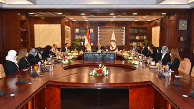 النائب العام يلتقي عضوات النيابة العامة الجديدات