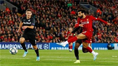 رقم جديد لصلاح بتسجيله هدف في مباراة ليفربول وسالزبورج بدوري أبطال أوروبا
