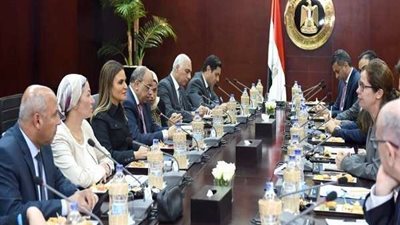 وزيرة الاستثمار :اشتراط مراعاة البعد البيئى في كافة المشروعات التنموية والاستثمارية