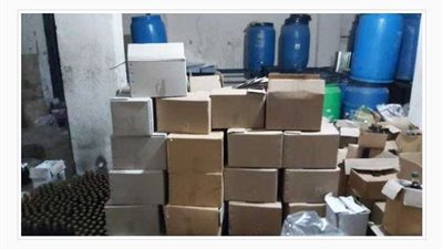 ضبط مصنع «تنر» يعمل بدون ترخيص في البحيرة