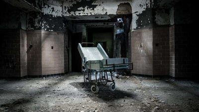 للخفافيش ودمى الأطفال.. أغرب 5 مستشفيات في العالم