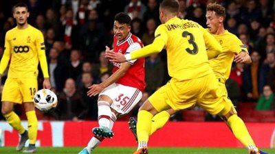 أرسنال  يكتسح ستاندر دو لياج برباعية في الدوري الأوروبي