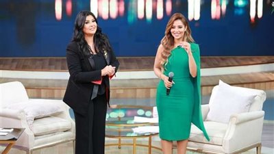 بلقيس فتحي في ضيافة منى الشاذلي (صور)