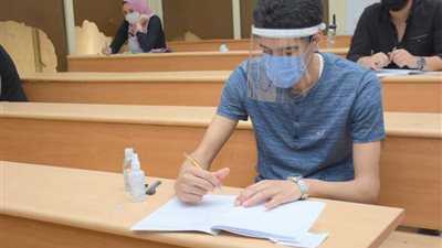 اليوم.. انتهاء امتحانات 25 ألف طالب وطالبة بالتعليم المدمج والمفتوح بجامعة القاهرة
