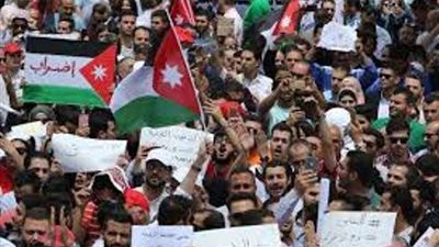 اتفاق ينهي أزمة إضراب المعلمين في الأردن