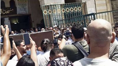 بالصور | بحضور نقيب الممثلين.. تشييع جثمان ماهر سليم من مسجد السيدة نفيسة