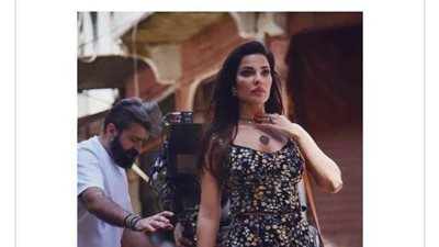 نادين نجيم تروج لـ 