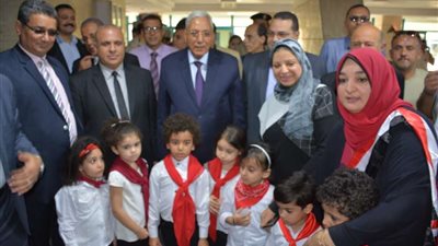 محافظ الدقهلية يطلق إشارة البدء لمسابقة الدوري الثقافي الفني للطلاب