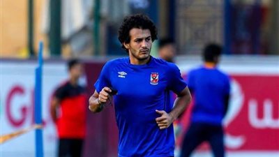 ثنائي الأهلي يؤدي تدريبات تأهيلية