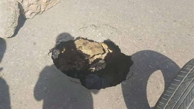 بعمق 8 أمتار.. هبوط أرضي بشارع 15 مايو في شبرا الخيمة