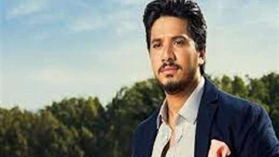 رد فعل ناري من مصطفى حجاج بعد تسريب أغنيته الجديدة (فيديو)