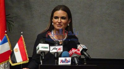 بالصور.. سحر نصر تفتتح المنتدى الأول لمجلس الأعمال المصري الكوري