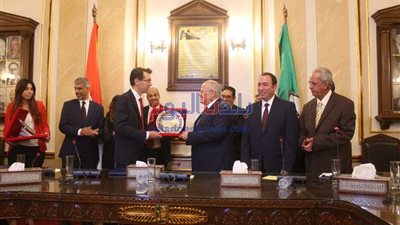 جامعة القاهرة تطلق مشروع 