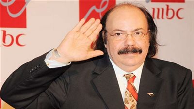 أشرف زكي: لم نستقر على موعد جنازة طلعت زكريا