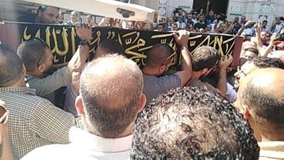 ضيوف مهرجان الإسكندرية السينمائي يشيعون جثمان طلعت زكريا إلى مثواه الأخير