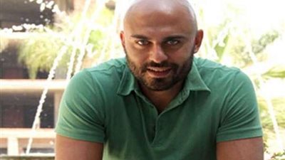 أحمد صلاح حسني لـ أمير كرارة: 