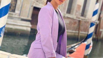 بهذه الطريقة.. درة تحتفل بتصدر 