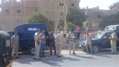 إصابة 5 مصابين إثر انقلاب سيارة ربع نقل بالترعة الإبراهيمية بالمنيا