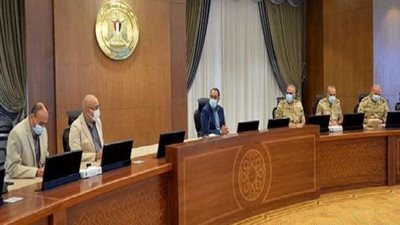 رئيس الوزراء يتابع موقف منظومة التأمين الصحي الشامل