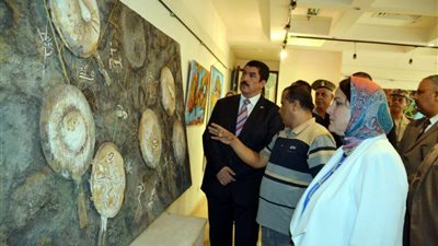 معرض فني عن بطولات حرب أكتوبر في القليوبية